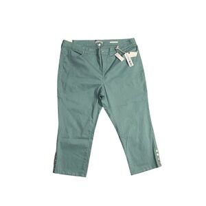 829. Code Bleu Women's Mint Blue Capri Pants Size 22W Stretch Casual Comfort Fit